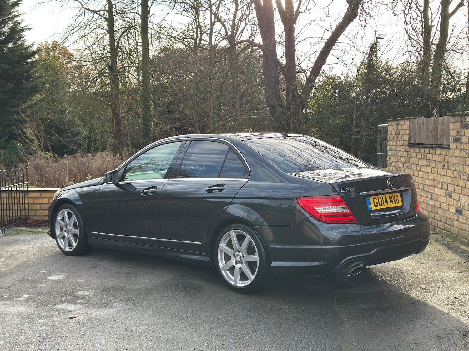 Used Mercedes-Benz C Class 2014 for sale - 77404001: Photo 5