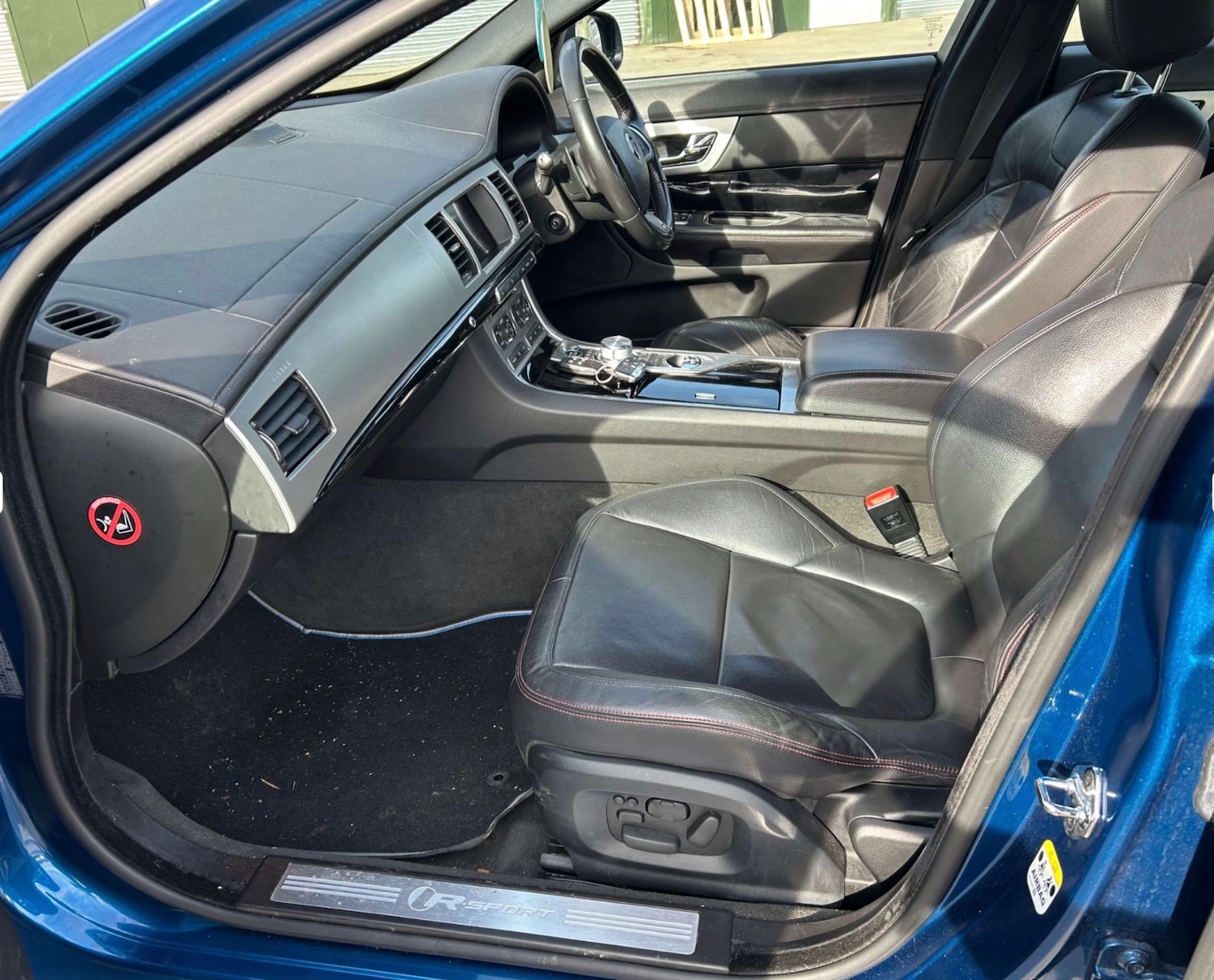 Used Jaguar XF 2015 for sale - 77709104: Photo 9