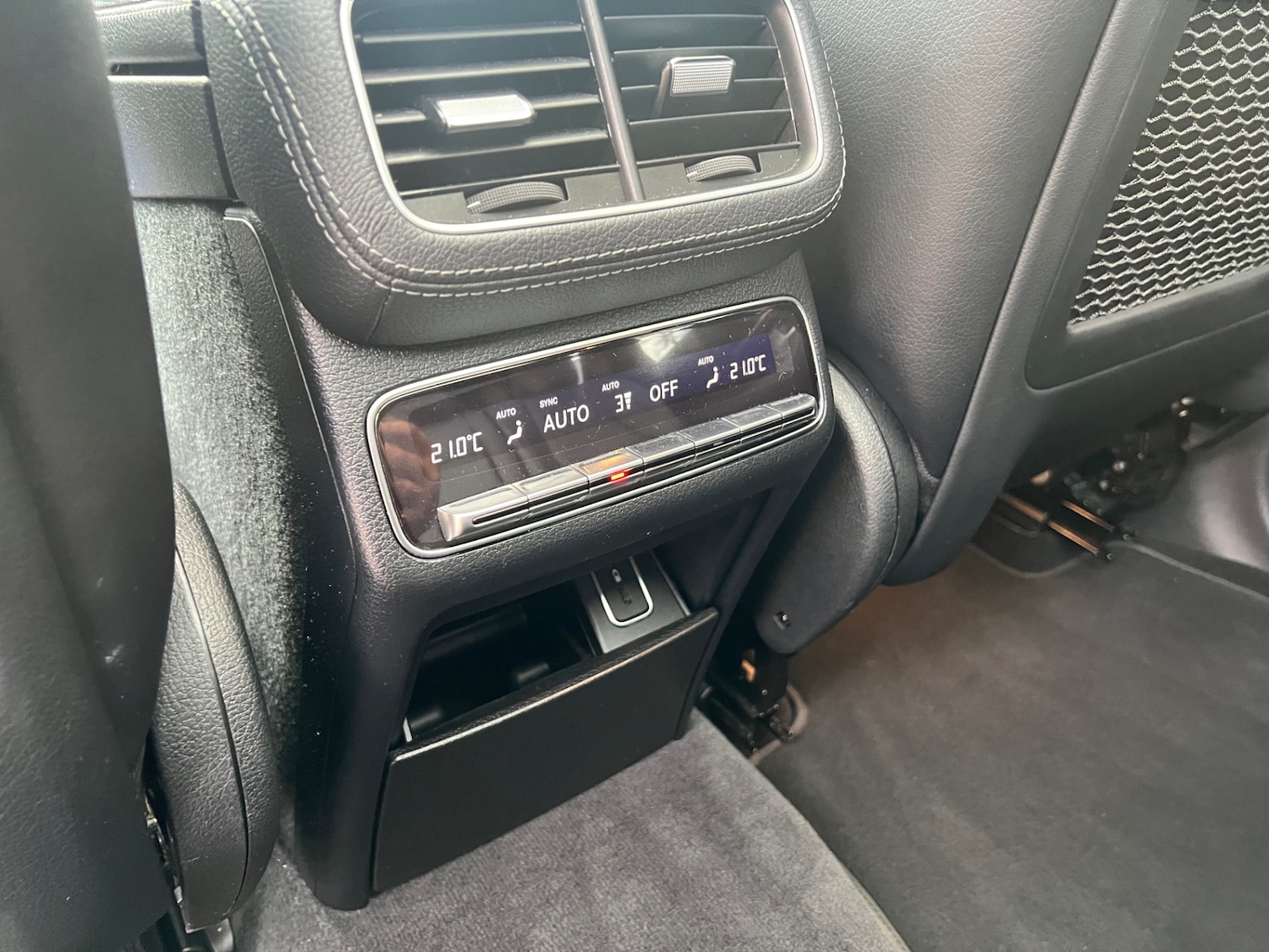 Used Mercedes-Benz GLE 2019 for sale - 76332317: Photo 32