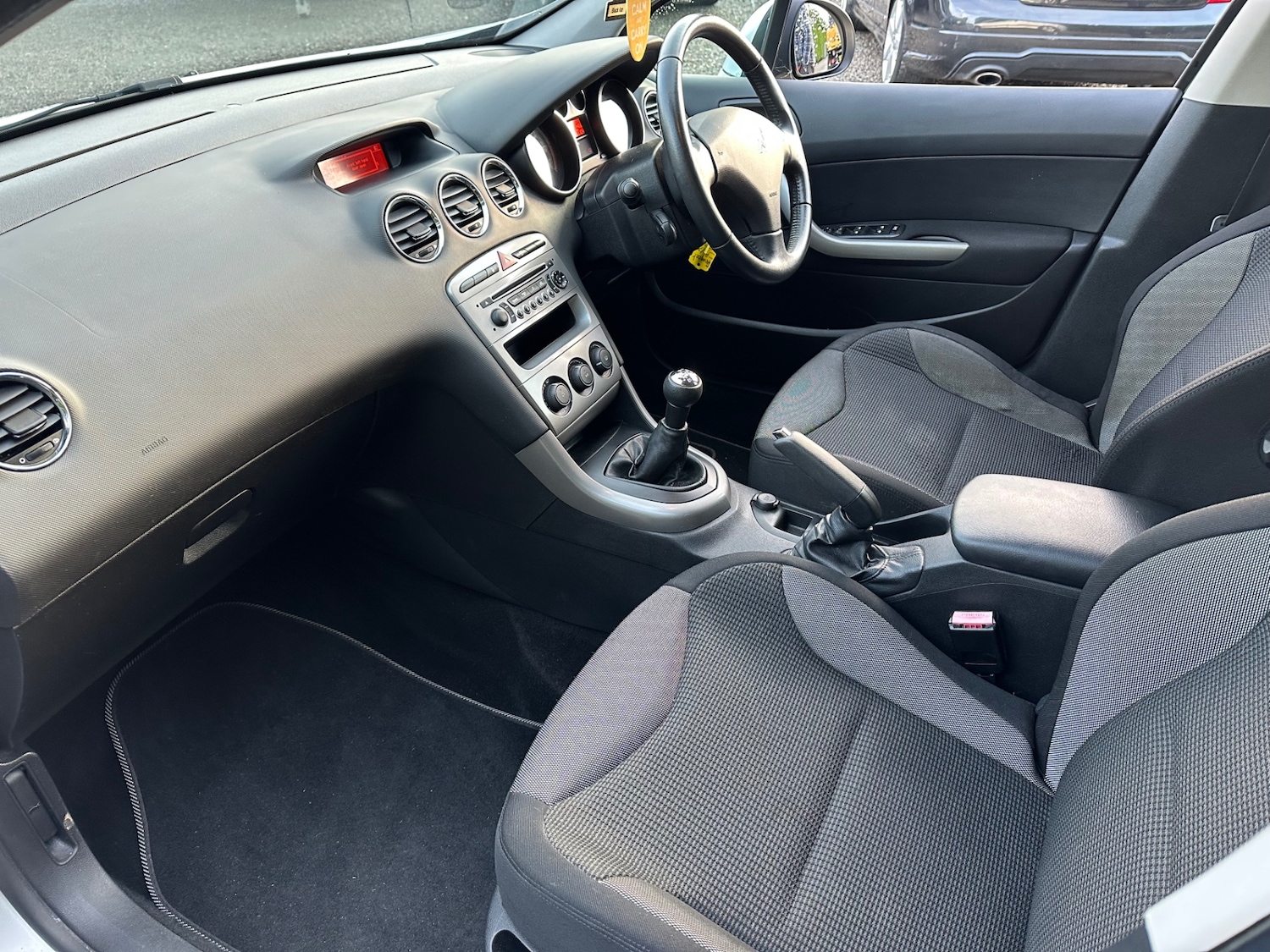 Used Peugeot 308 2012 for sale - 76611159: Photo 12