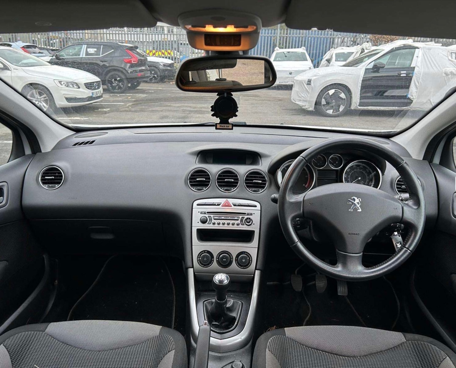 Used Peugeot 308 2012 for sale - 76611159: Photo 5