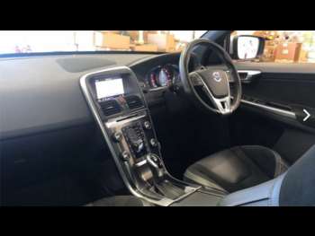 Used Volvo XC60 2017 for sale - 74724283: Photo