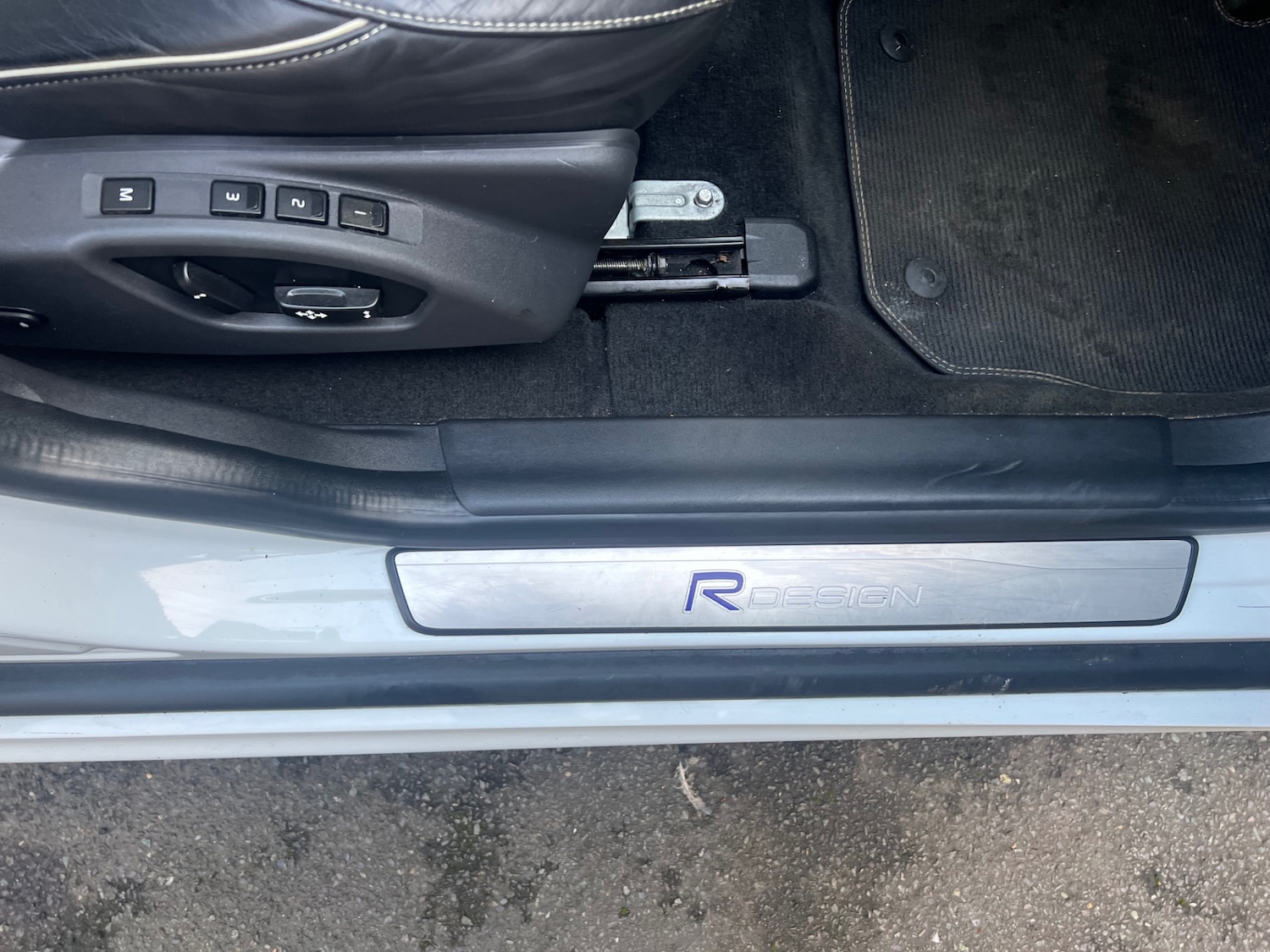 Used Volvo XC60 2017 for sale - 76763487: Photo 18