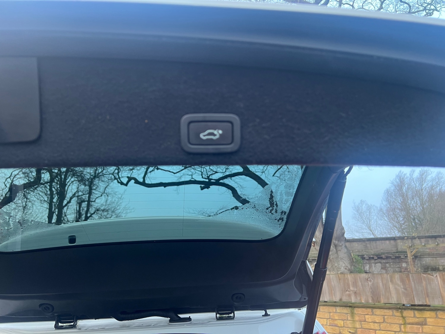 Used Volvo XC60 2017 for sale - 76763487: Photo 26