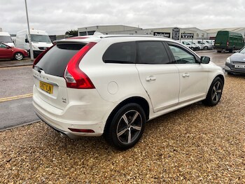 Used Volvo XC60 2017 for sale - 76763487: Photo