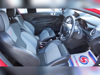 Used Ford Fiesta 2017 for sale - 77837129: Photo