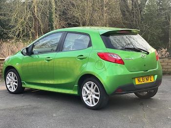 Used Mazda Mazda2 2011 for sale - 77653417: Photo