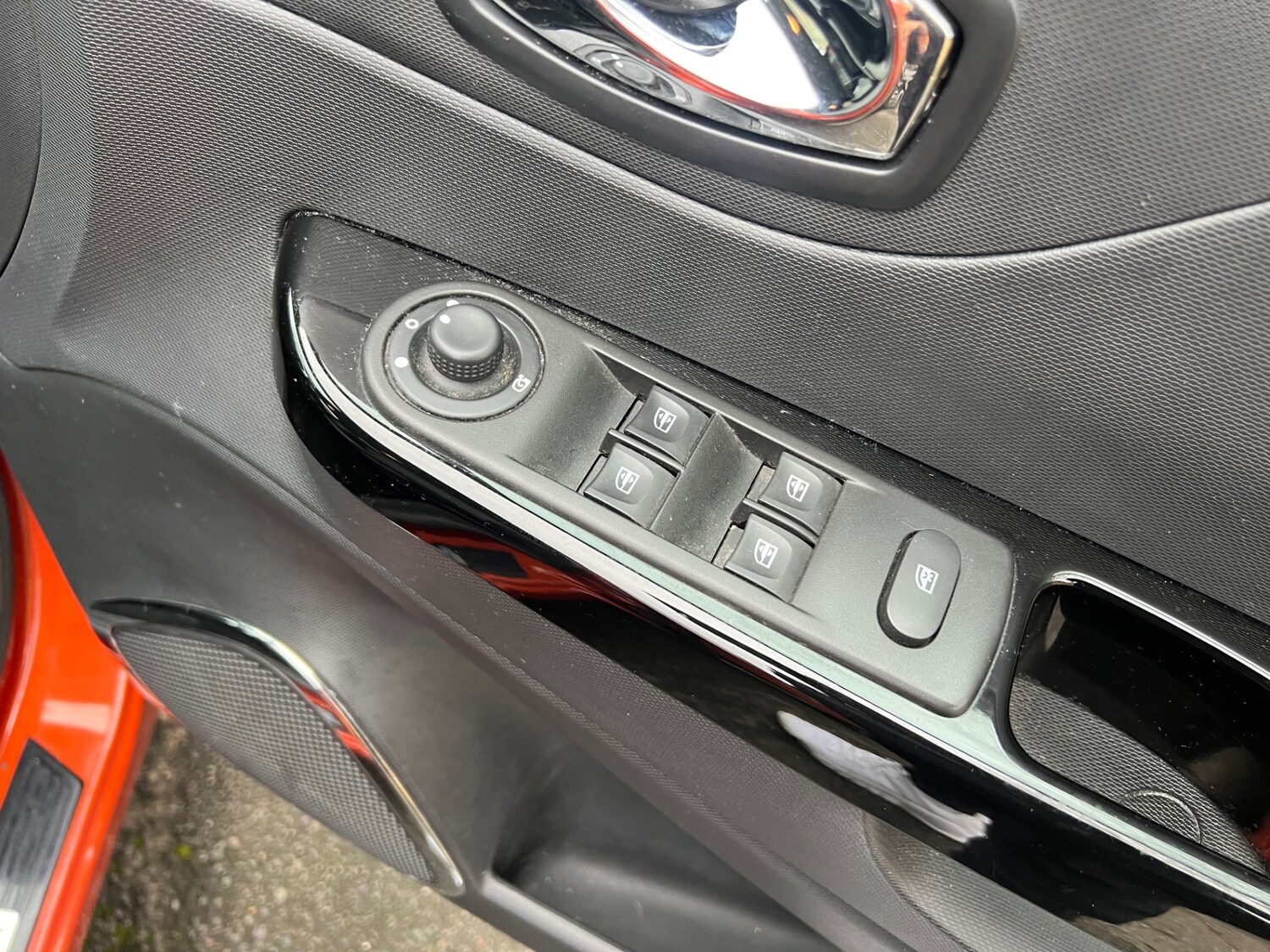 Used Renault Captur 2013 for sale - 77329577: Photo 14