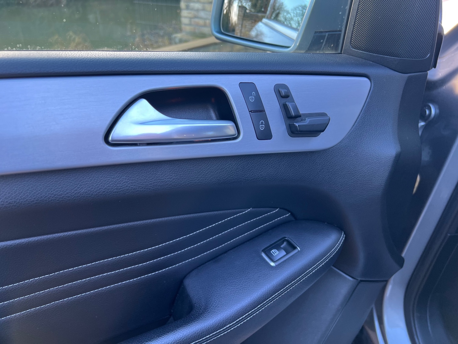 Used Mercedes-Benz M Class 2012 for sale - 76984402: Photo 20