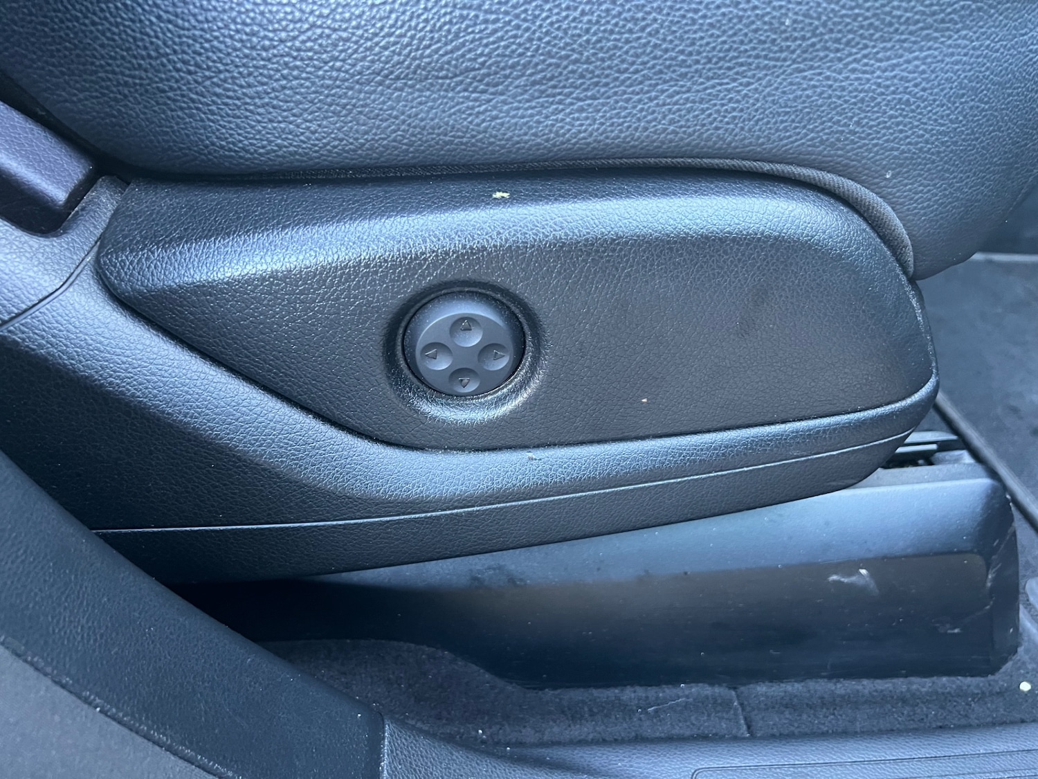 Used Mercedes-Benz M Class 2012 for sale - 76984402: Photo 23