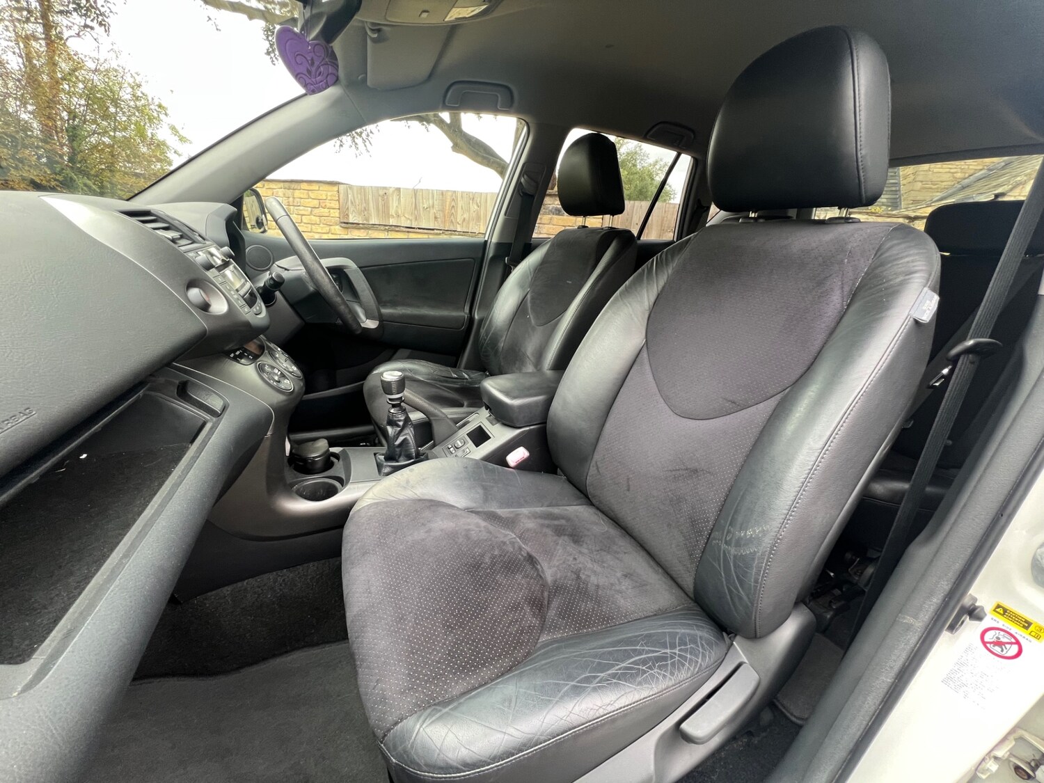 Used Toyota RAV4 2010 for sale - 76037285: Photo 33