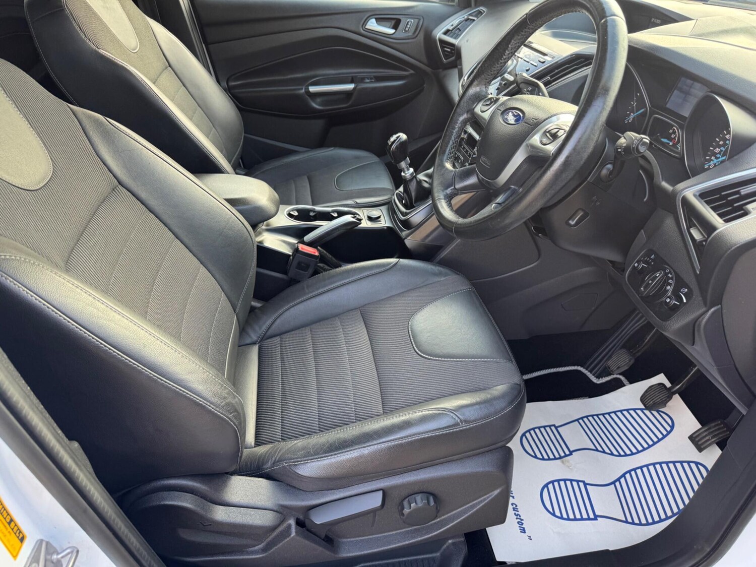 Used Ford Kuga 2015 for sale - 76200641: Photo 29
