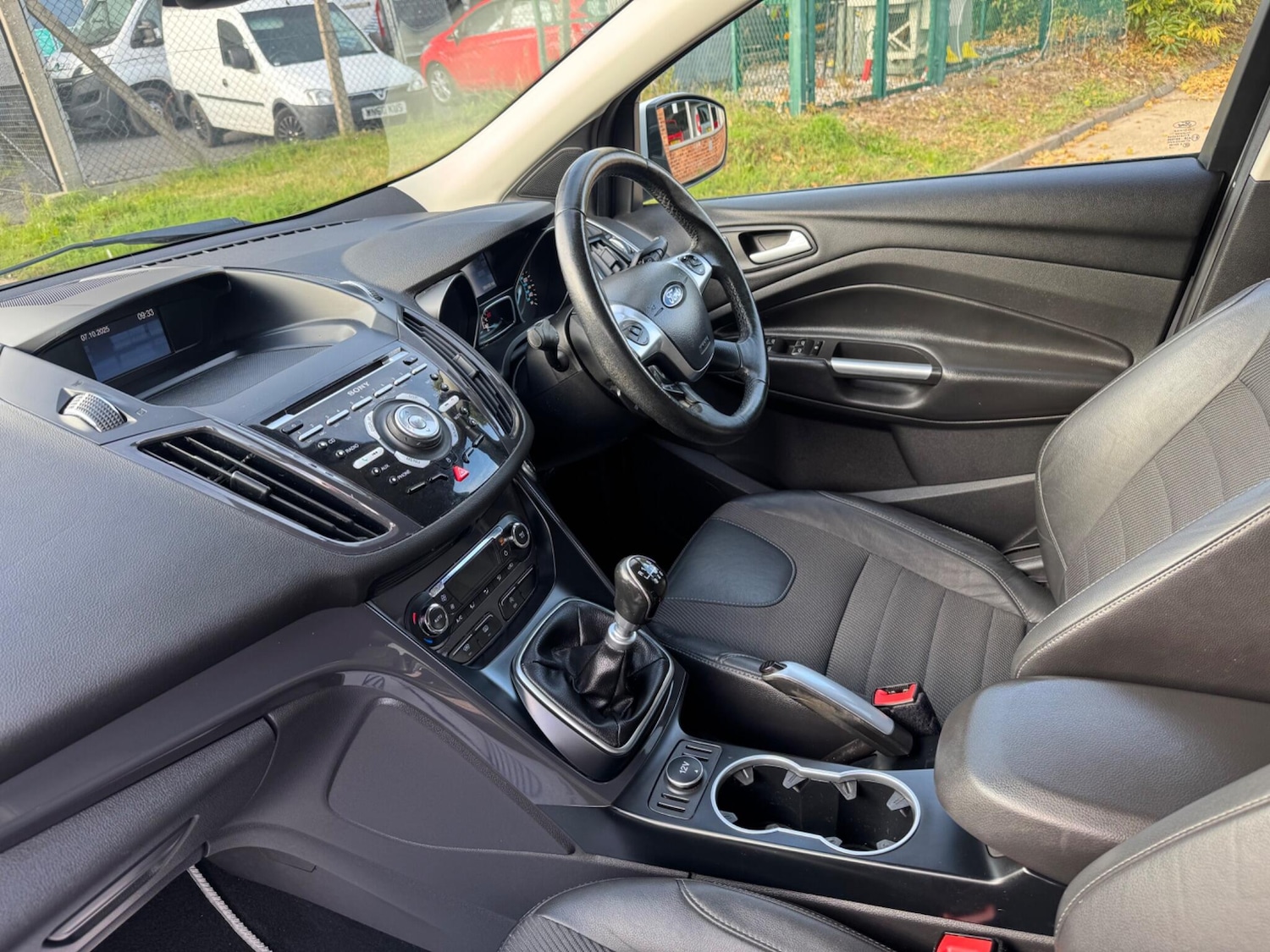 Used Ford Kuga 2015 for sale - 76200641: Photo 34