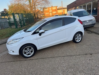 Used Ford Fiesta 2012 for sale - 77729149: Photo