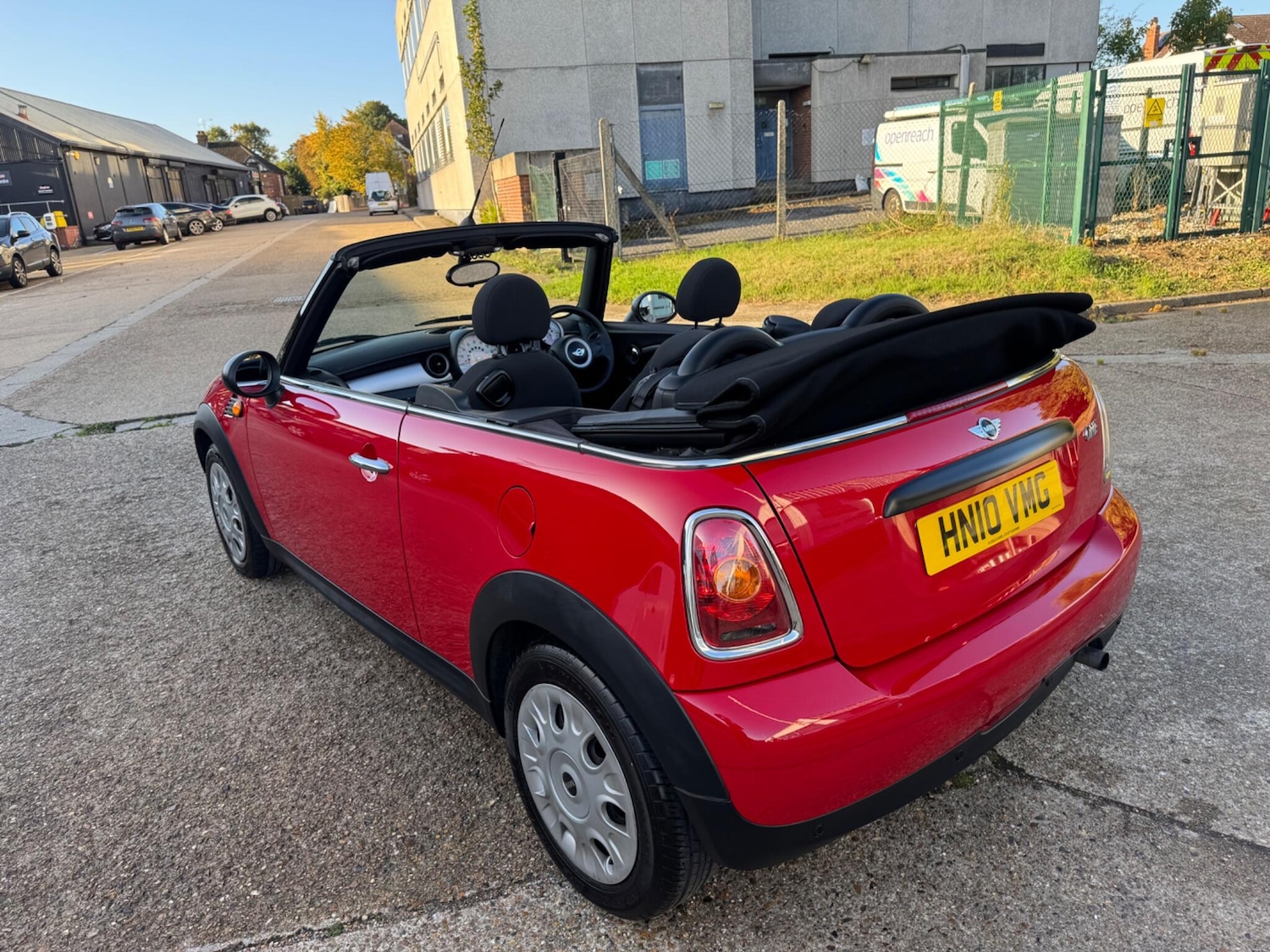 Used MINI Convertible 2010 for sale - 76485519: Photo 8