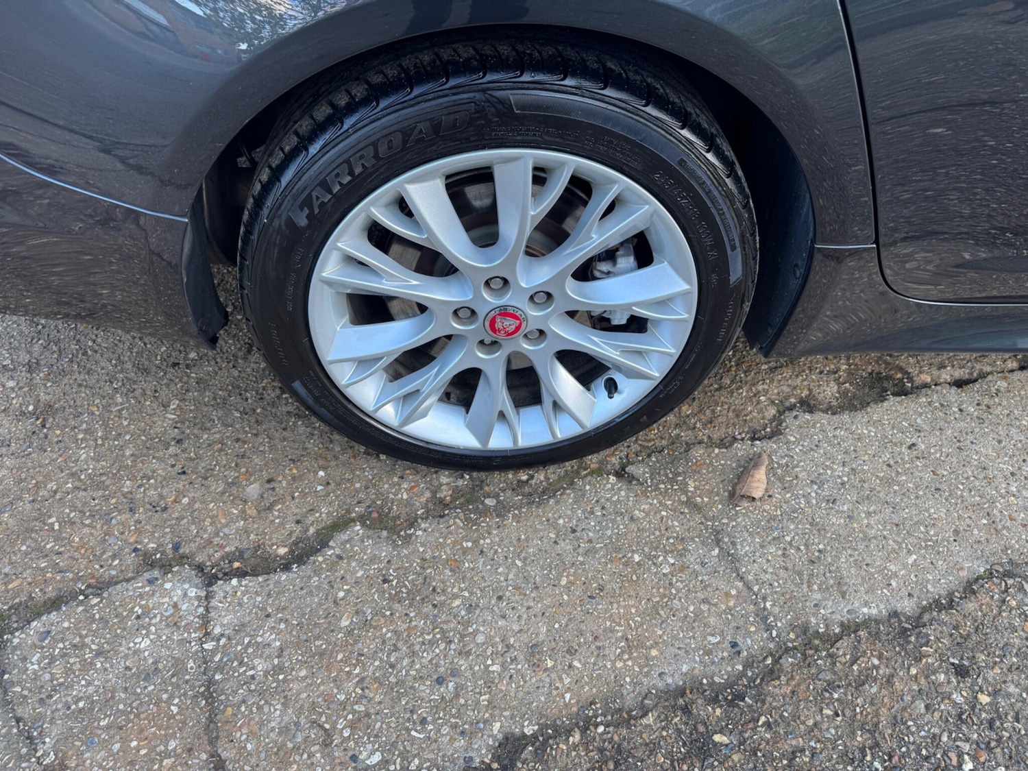 Used Jaguar XF 2014 for sale - 76701690: Photo 32