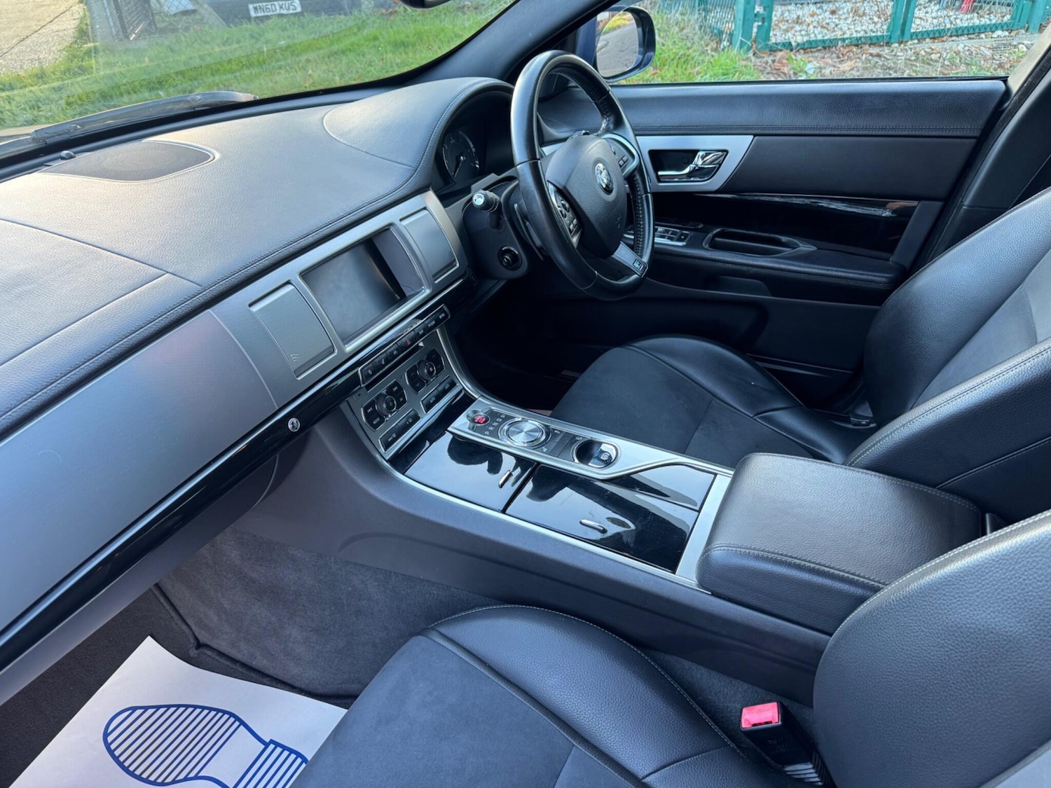 Used Jaguar XF 2014 for sale - 76701690: Photo 37