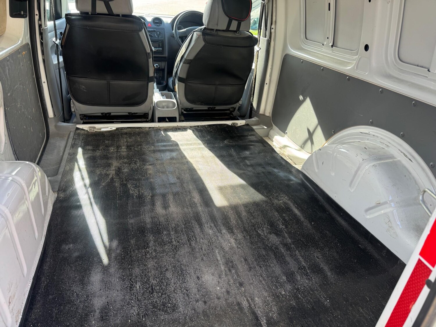 Used Volkswagen Caddy 2009 for sale - 77718974: Photo 25