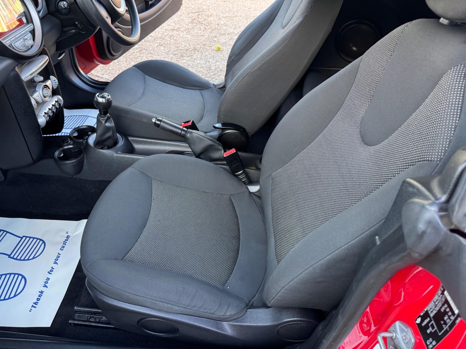 Used MINI Convertible 2010 for sale - 76174688: Photo 11