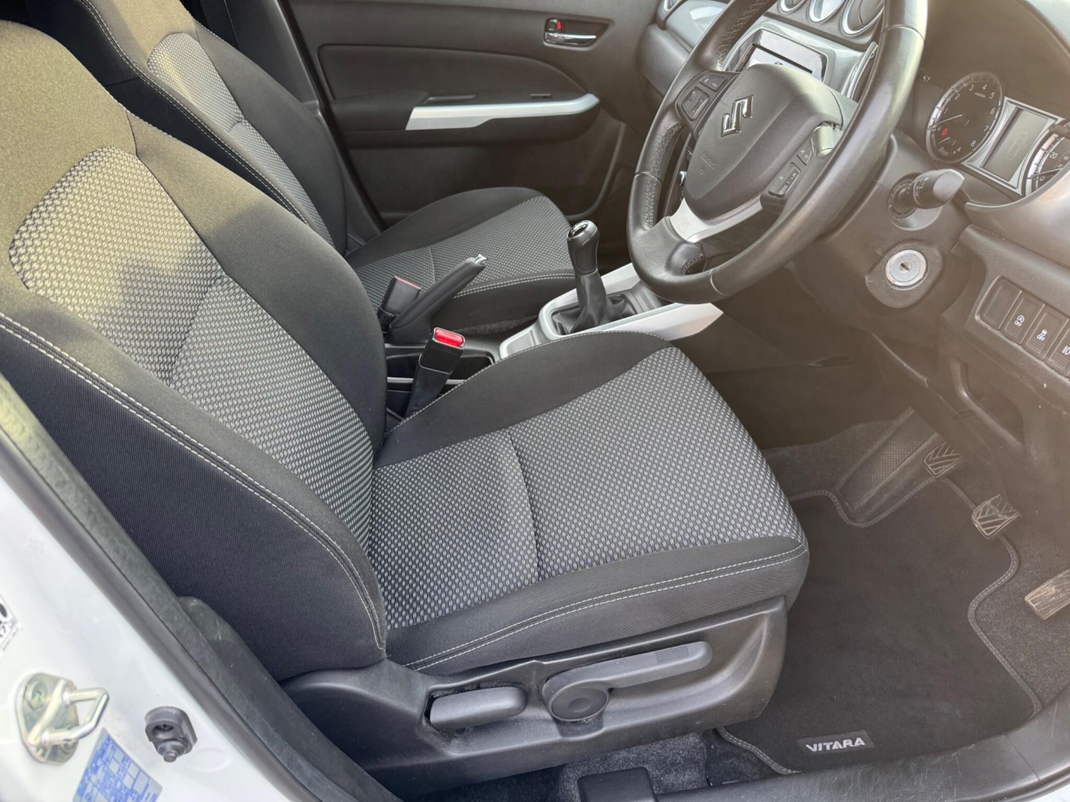 Used Suzuki Vitara 2016 for sale - 77029077: Photo 31