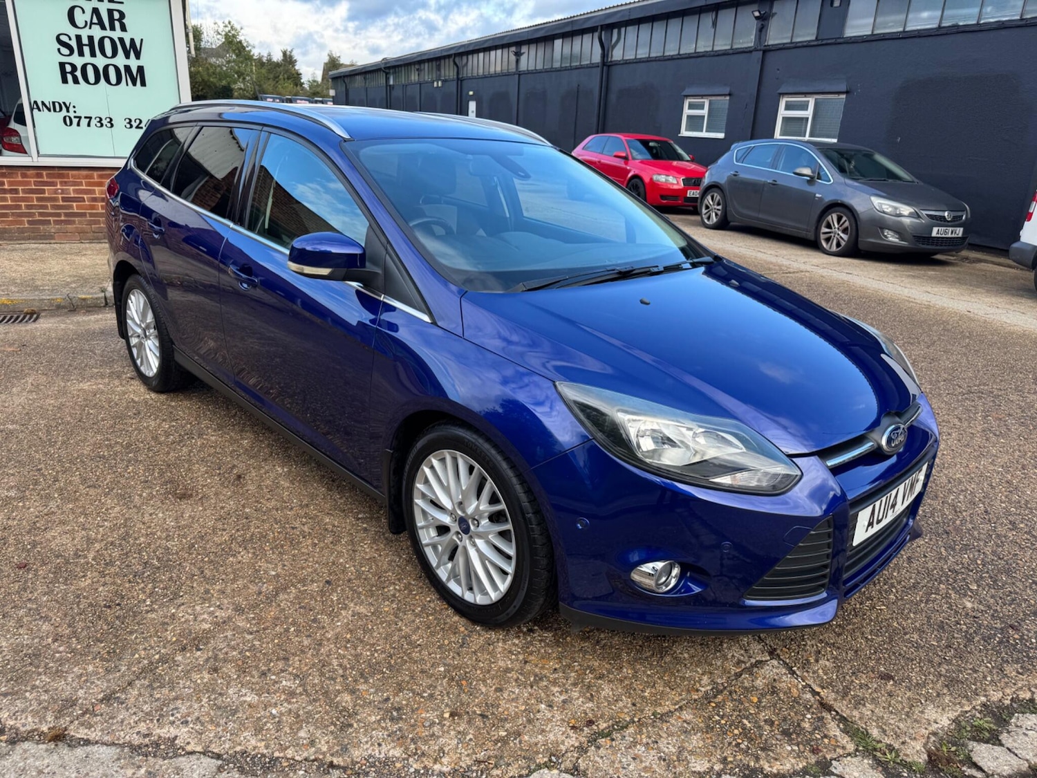 Used Ford Focus 2014 for sale - 76360485: Photo 2