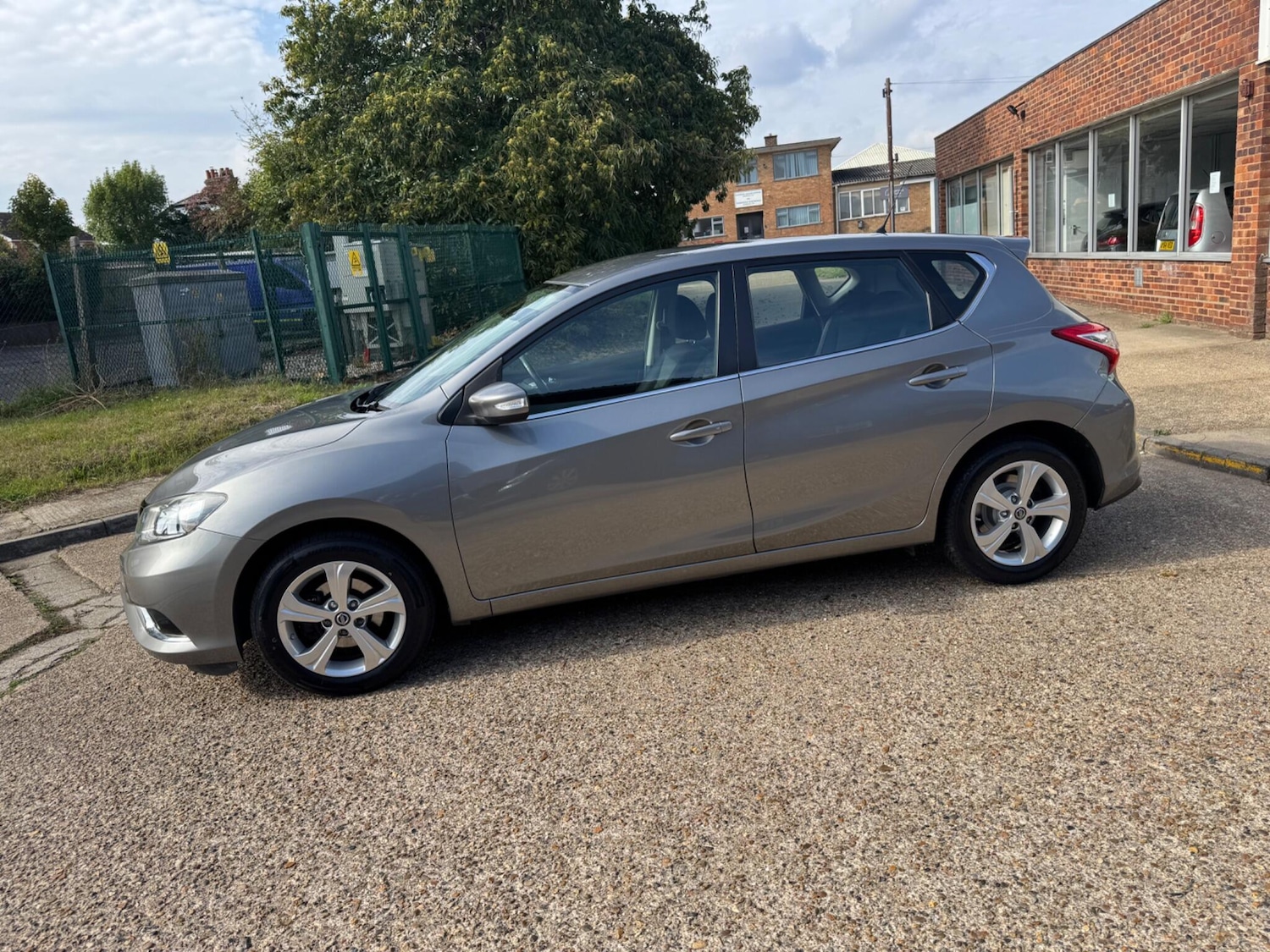Used Nissan Pulsar 2015 for sale - 76151109: Photo 16
