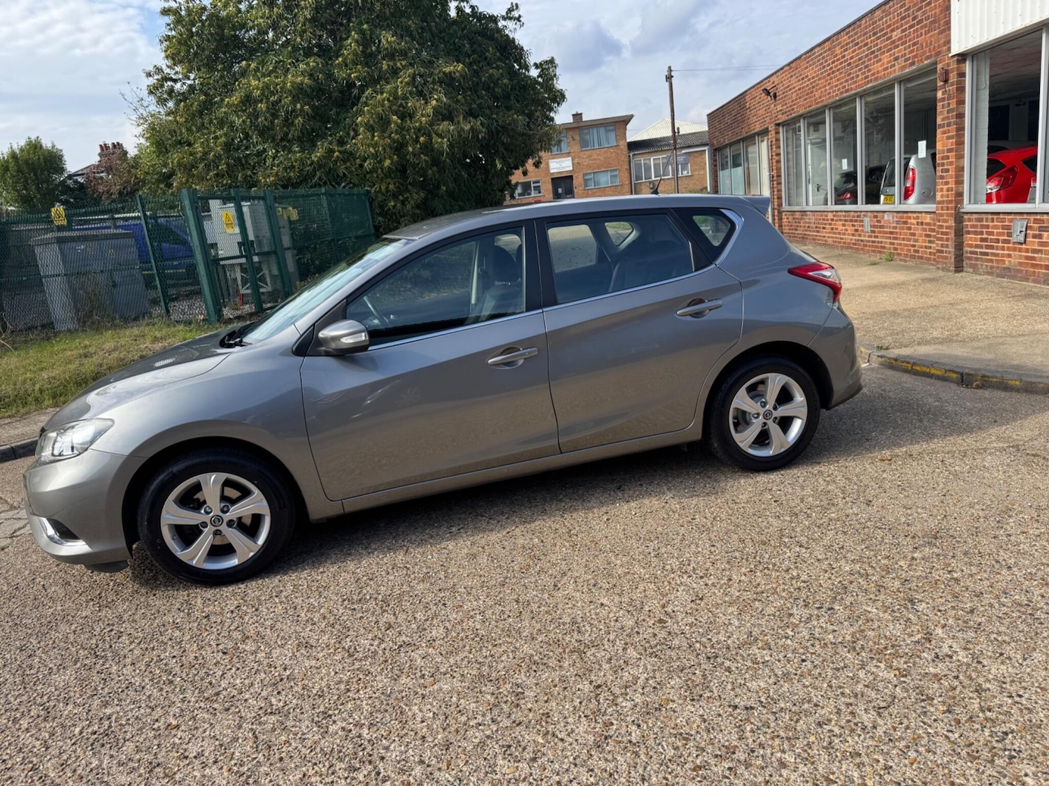 Used Nissan Pulsar 2015 for sale - 76151109: Photo 17