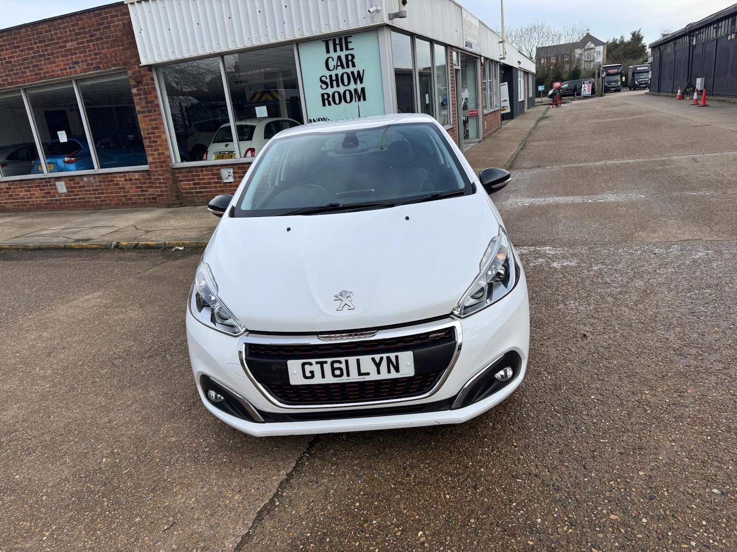 Used Peugeot 208 2016 for sale - 77864621: Photo 11