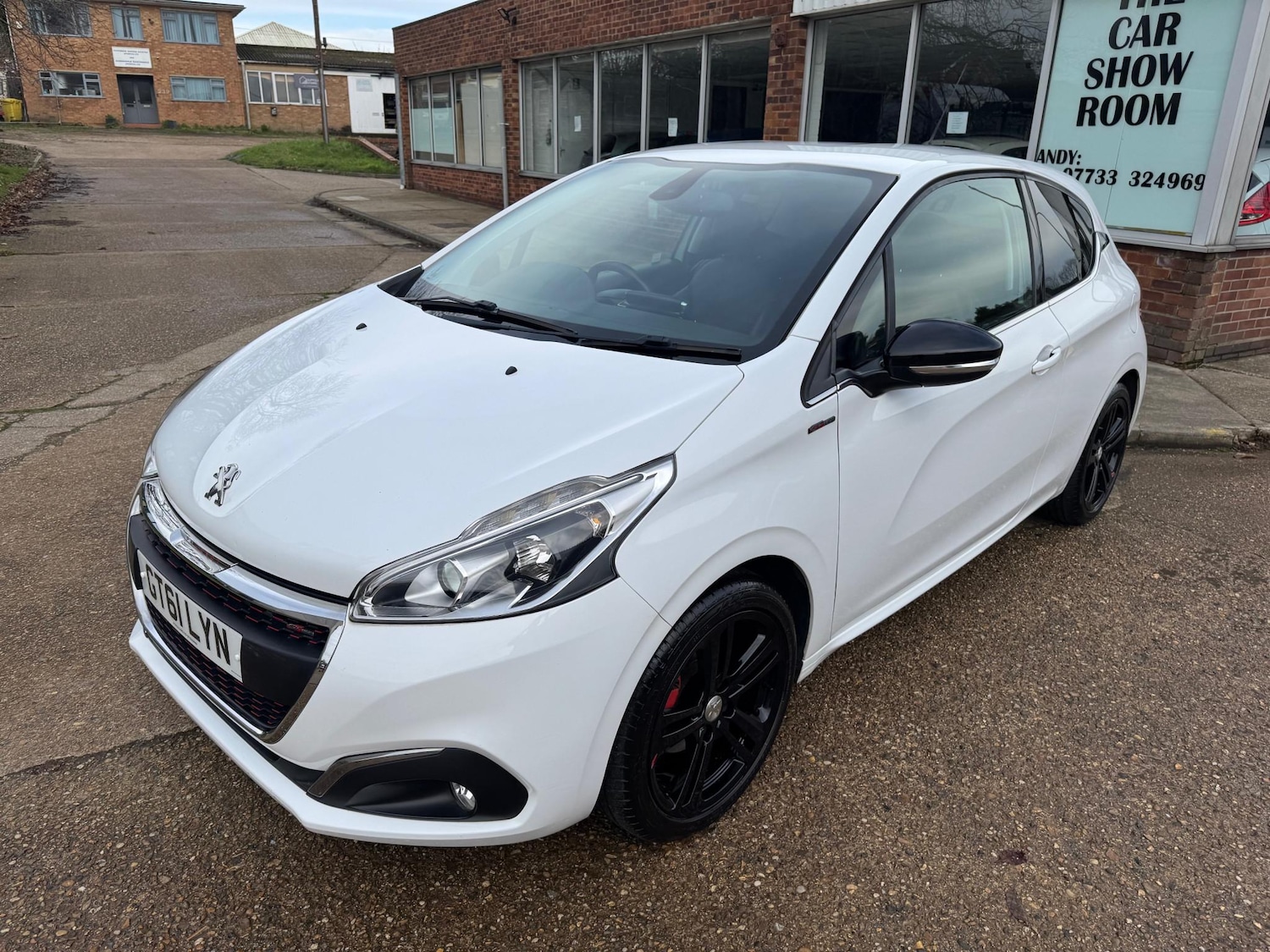 Used Peugeot 208 2016 for sale - 77864621: Photo 12