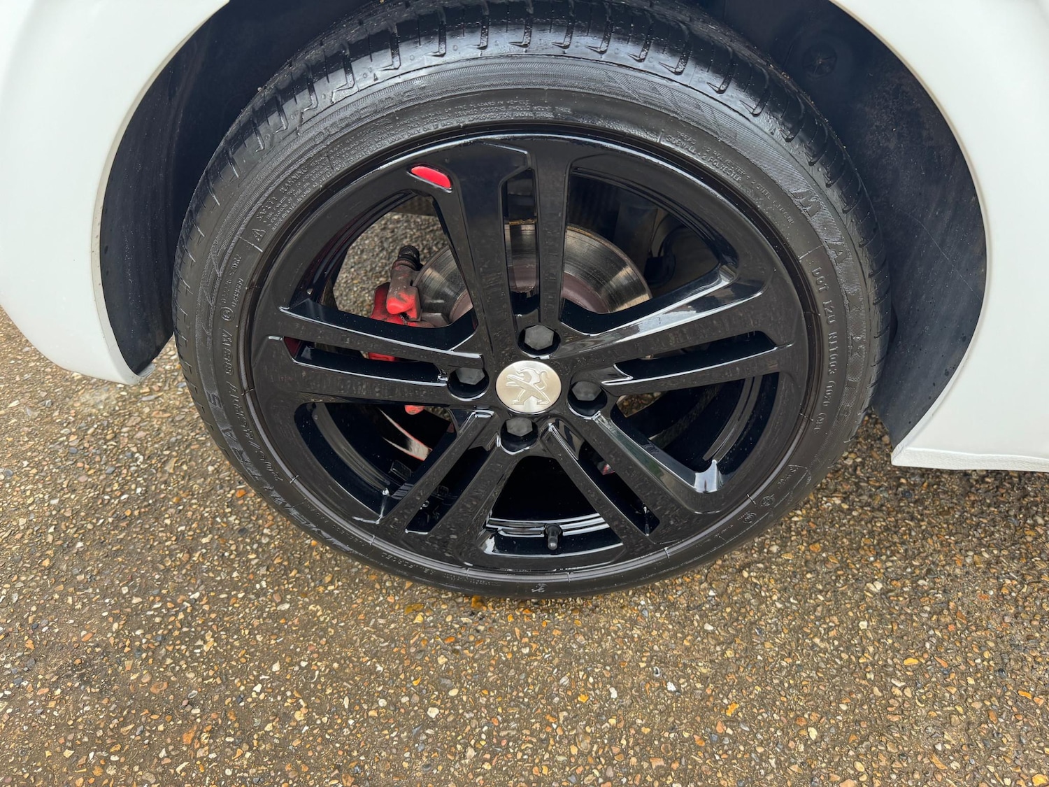 Used Peugeot 208 2016 for sale - 77864621: Photo 32