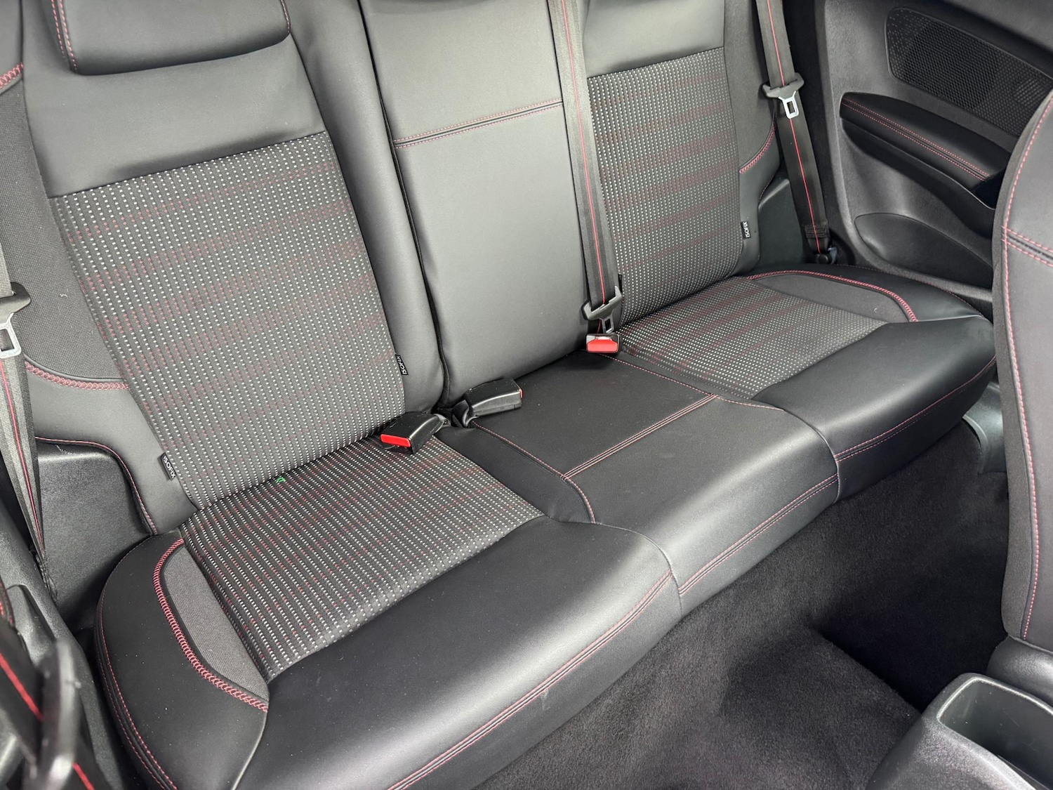 Used Peugeot 208 2016 for sale - 77864621: Photo 37