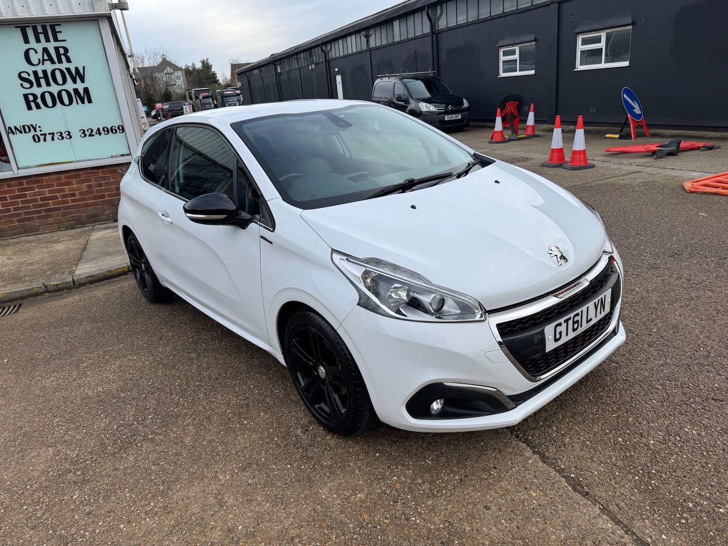 Used Peugeot 208 2016 for sale - 77864621: Photo 5