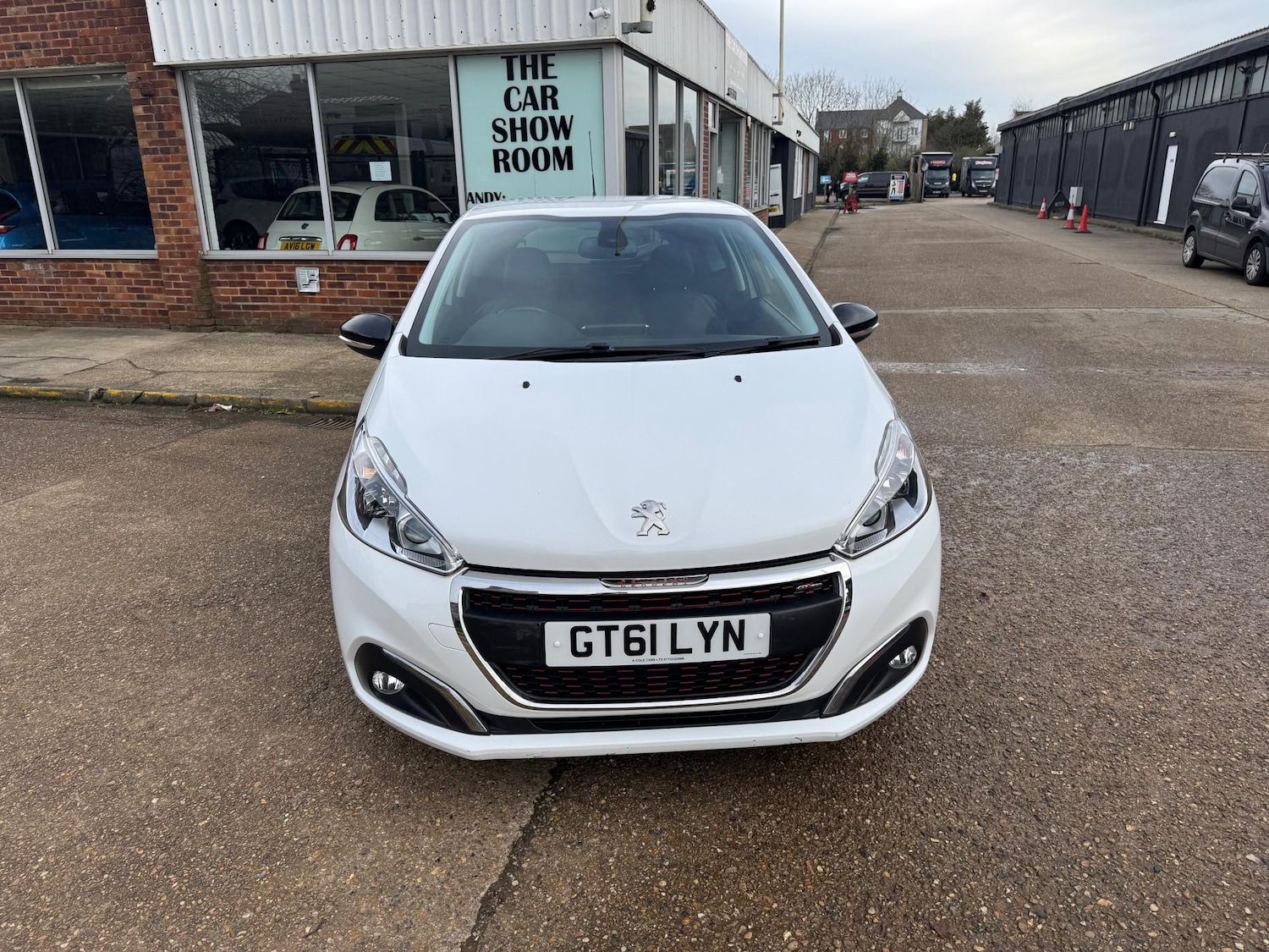 Used Peugeot 208 2016 for sale - 77864621: Photo 9