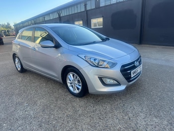 Used Hyundai i30 2015 for sale - 78452238: Photo