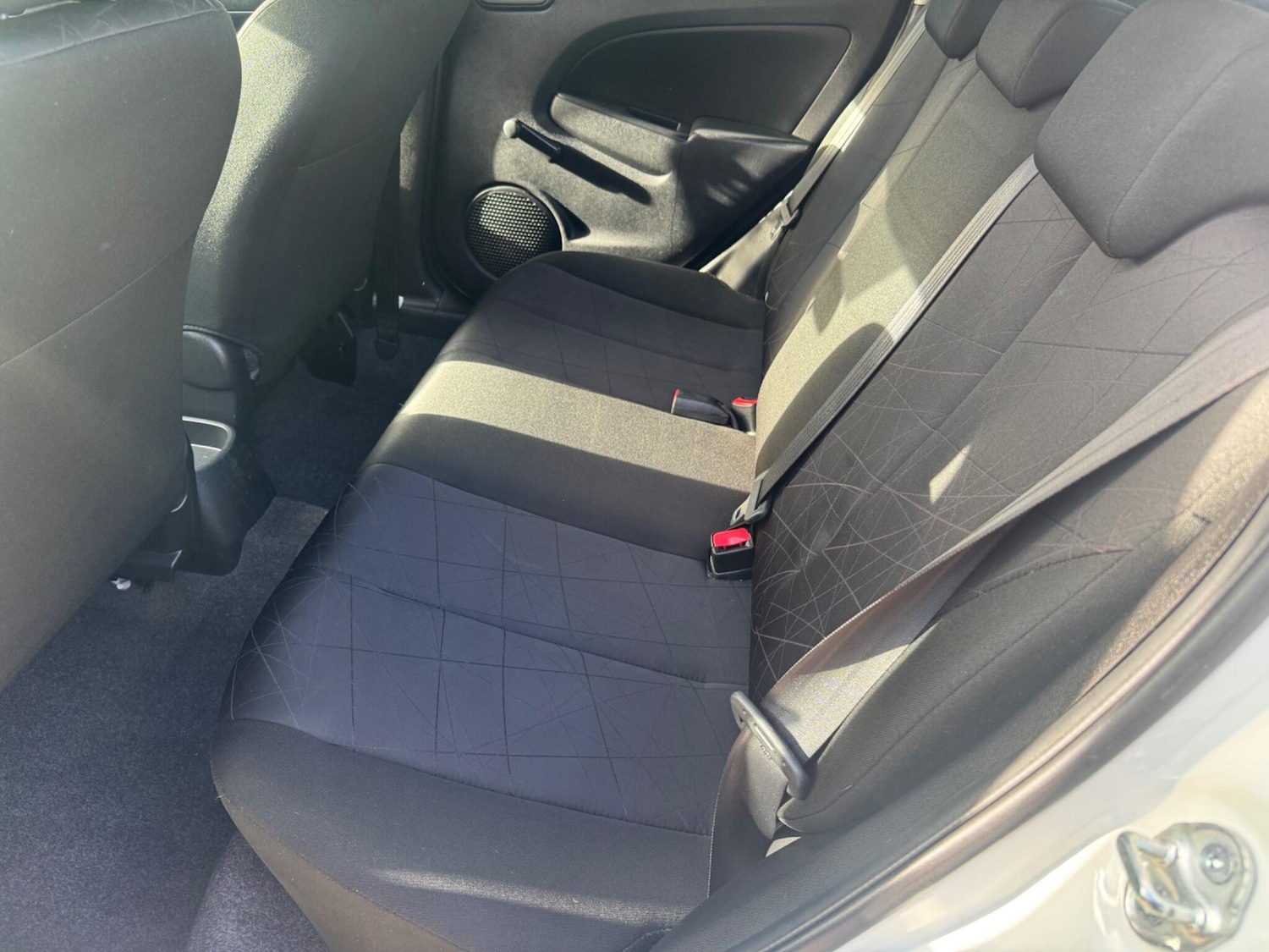 Used Mazda Mazda2 2014 for sale - 76473297: Photo 33