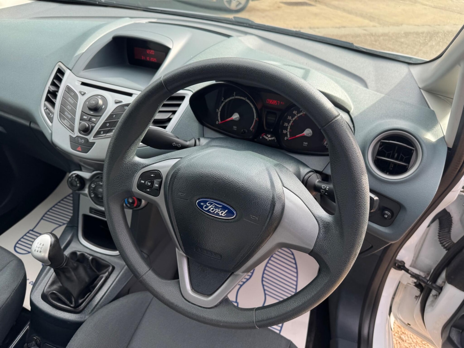 Used Ford Fiesta 2010 for sale - 76431806: Photo 27