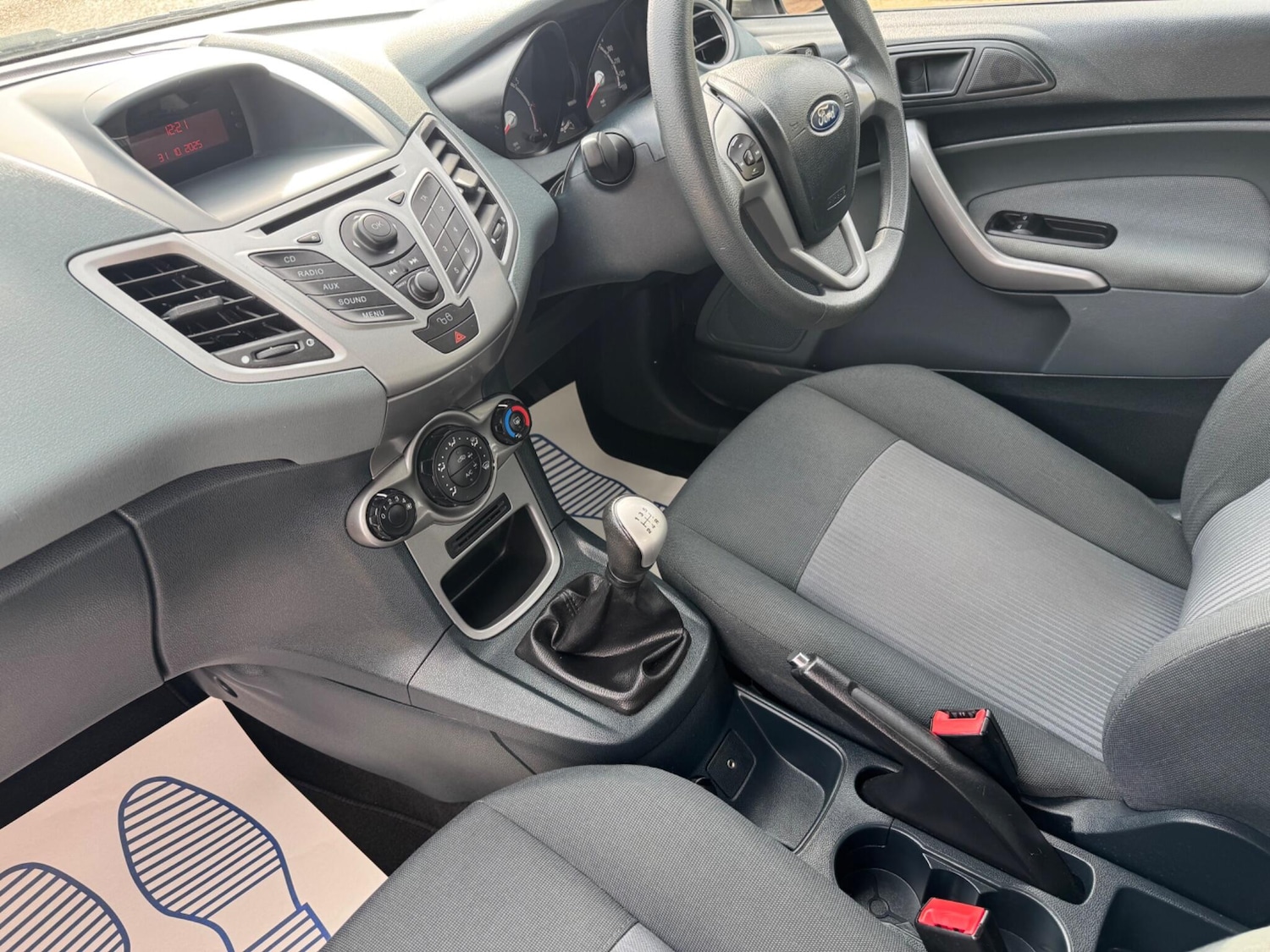 Used Ford Fiesta 2010 for sale - 76431806: Photo 31