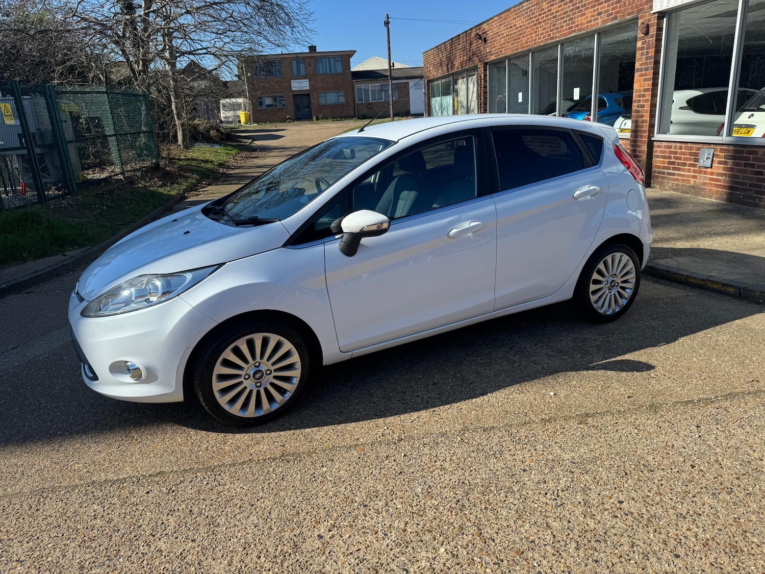 Used Ford Fiesta 2009 for sale - 77935436: Photo 12