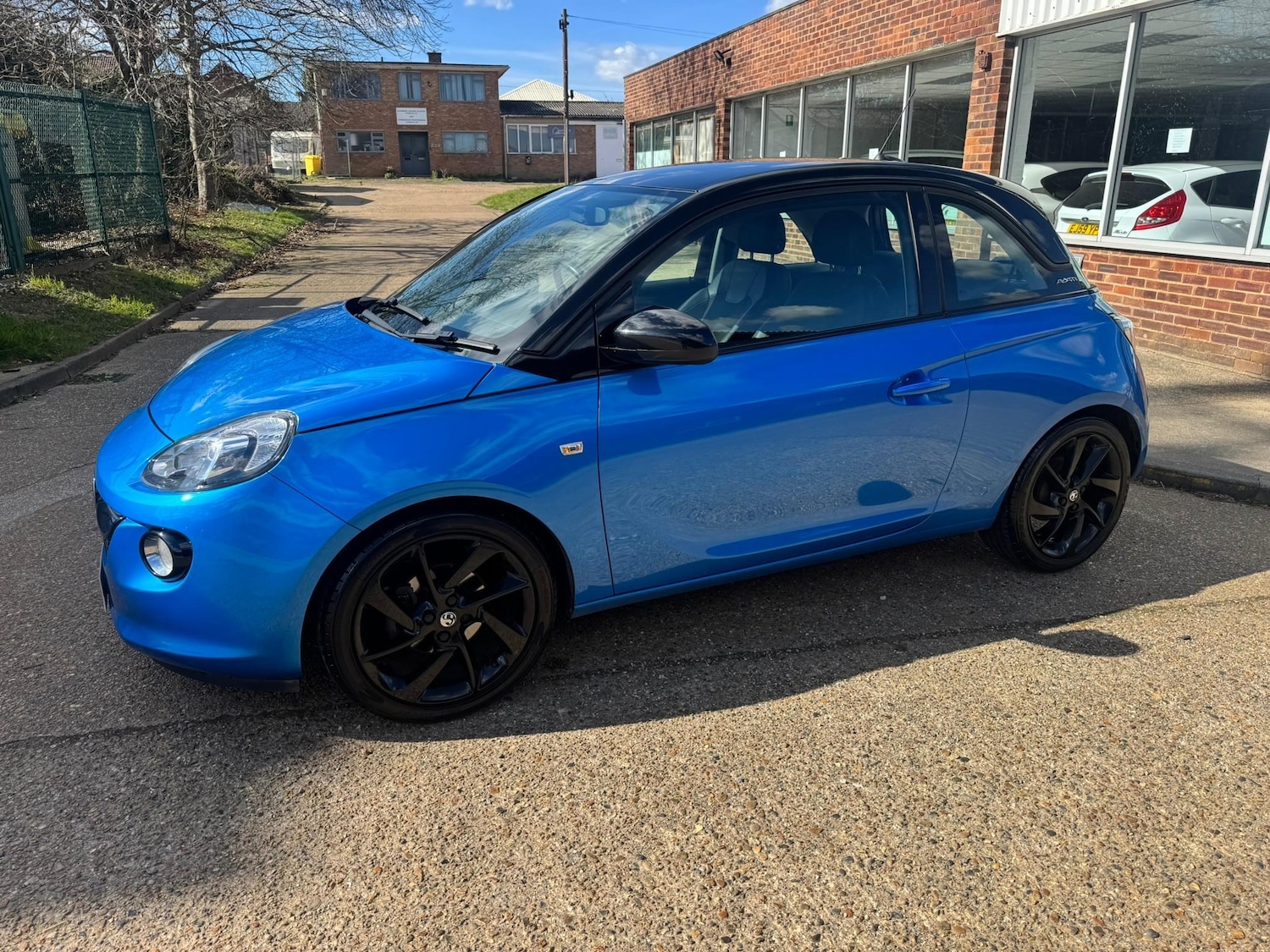 Used Vauxhall ADAM 2019 for sale - 78029030: Photo 2
