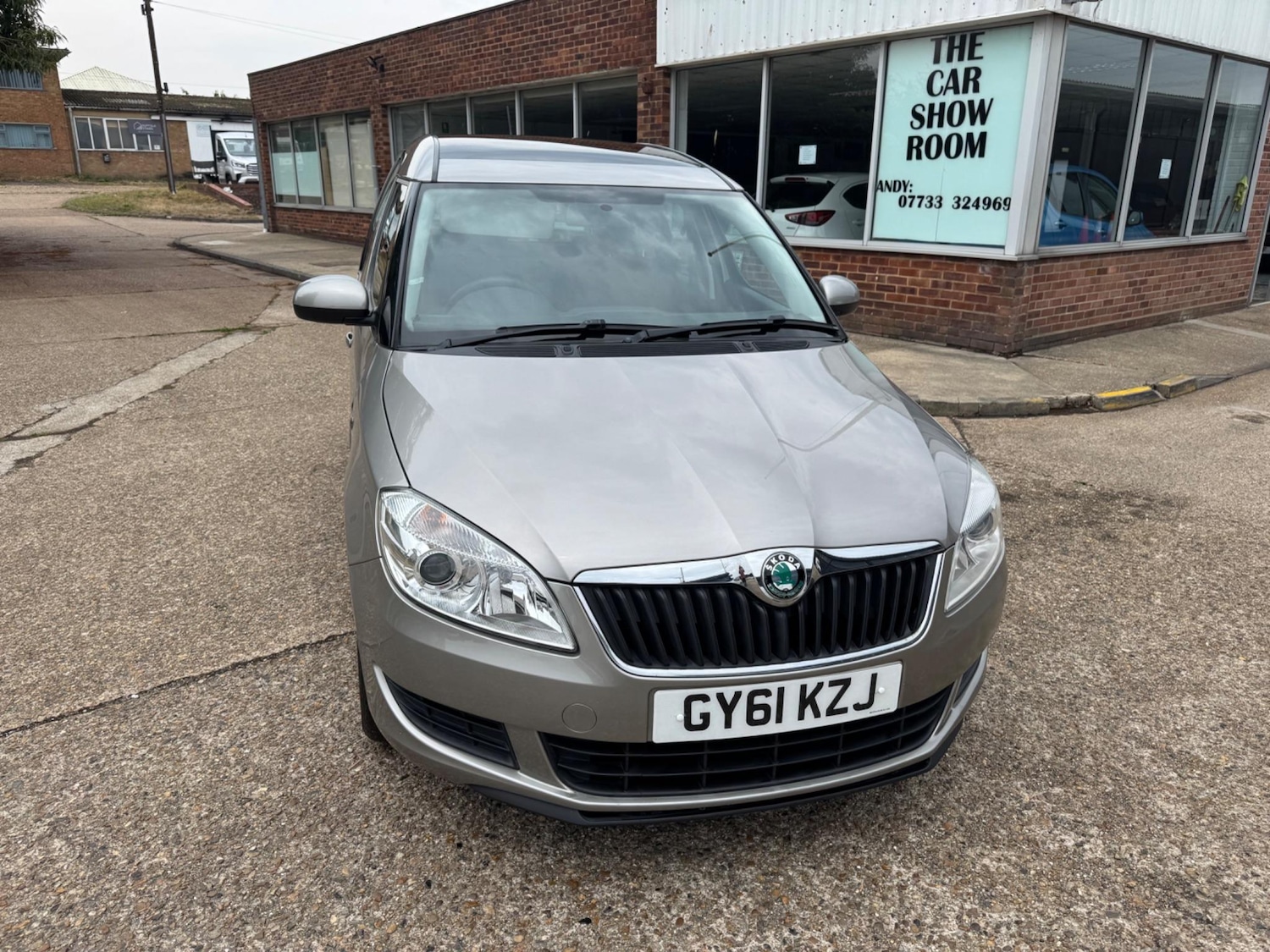 Used Skoda Roomster 2011 for sale - 76612903: Photo 1