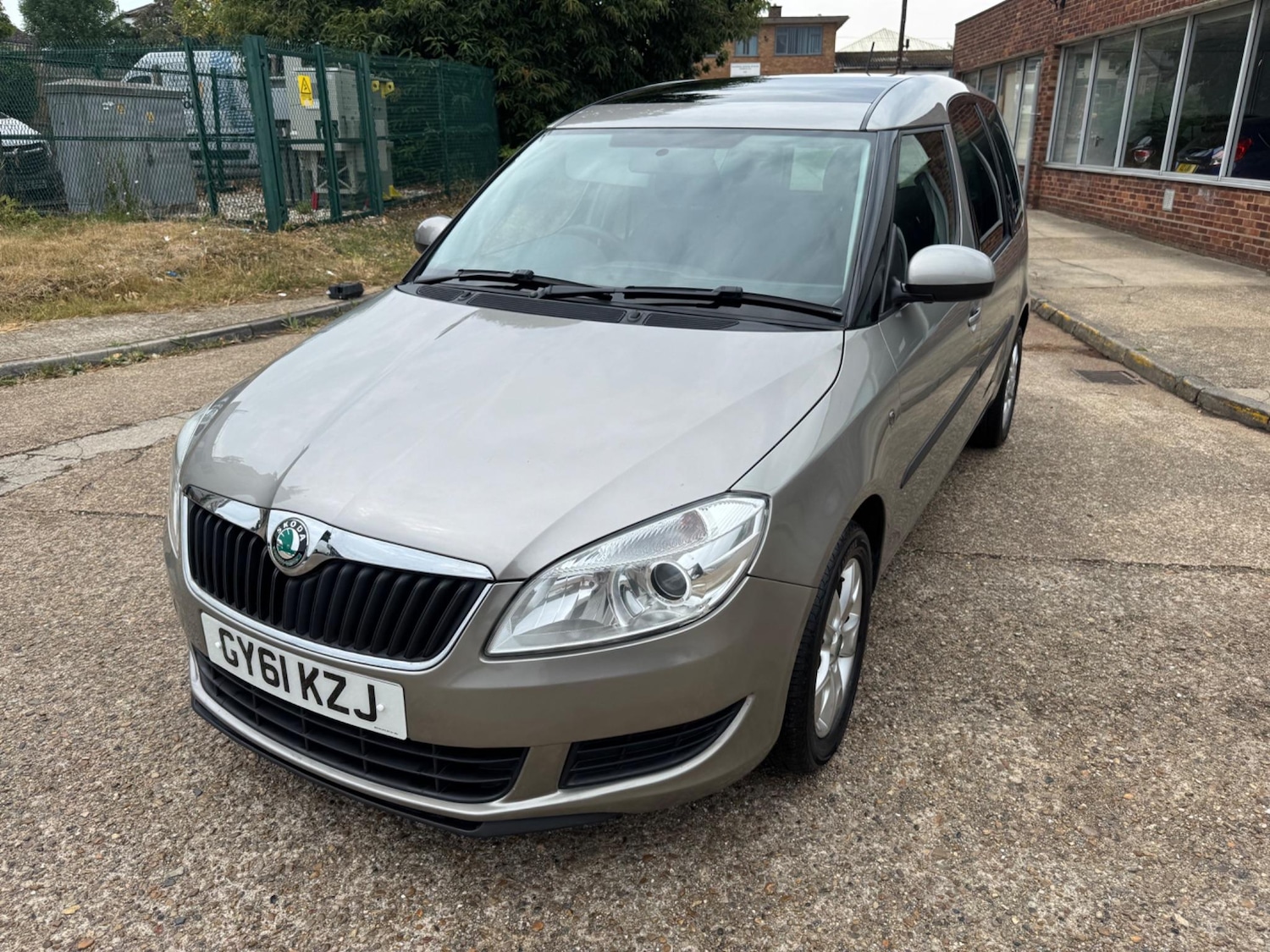 Used Skoda Roomster 2011 for sale - 76612903: Photo 5