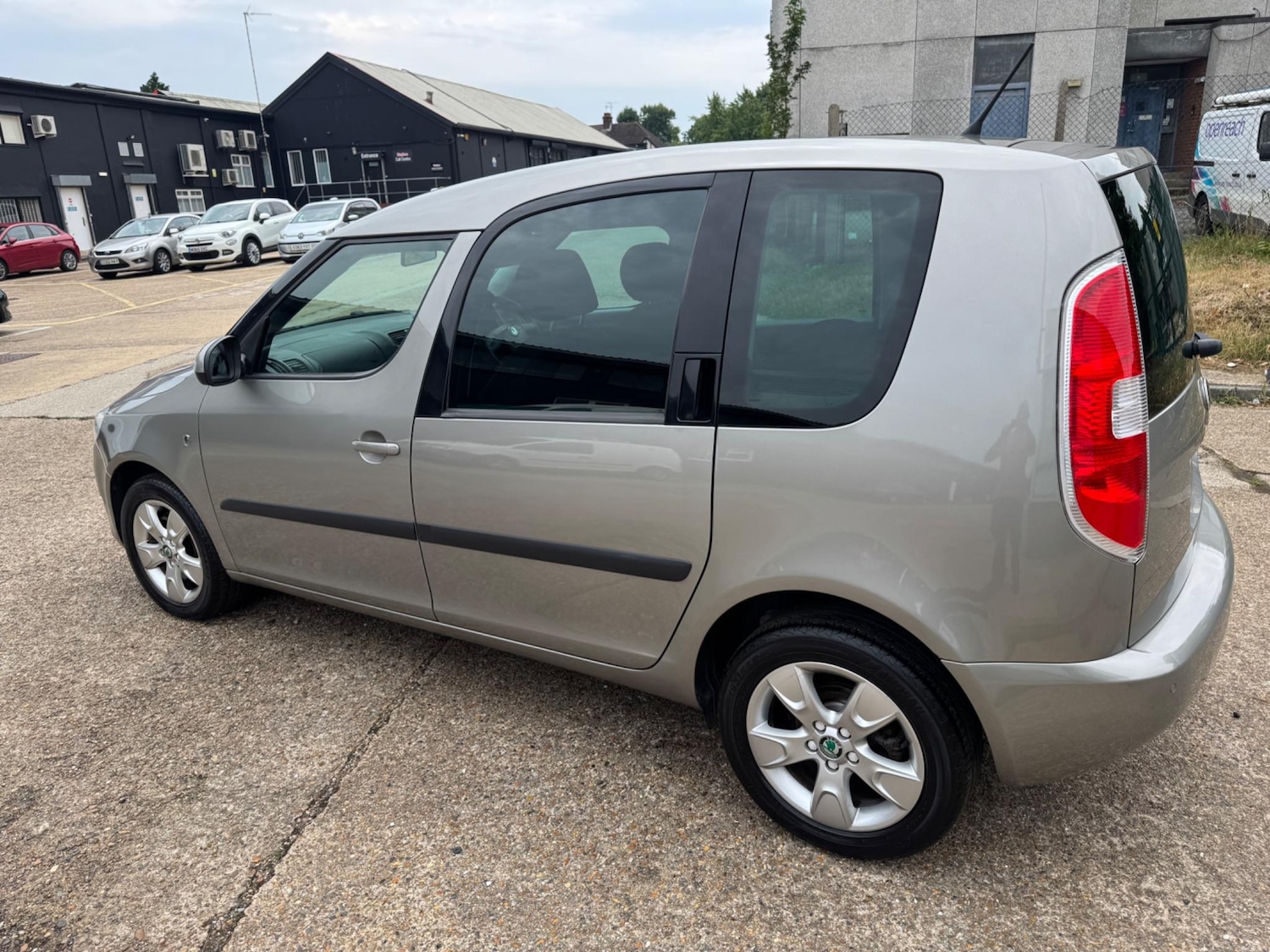 Used Skoda Roomster 2011 for sale - 76991316: Photo 12