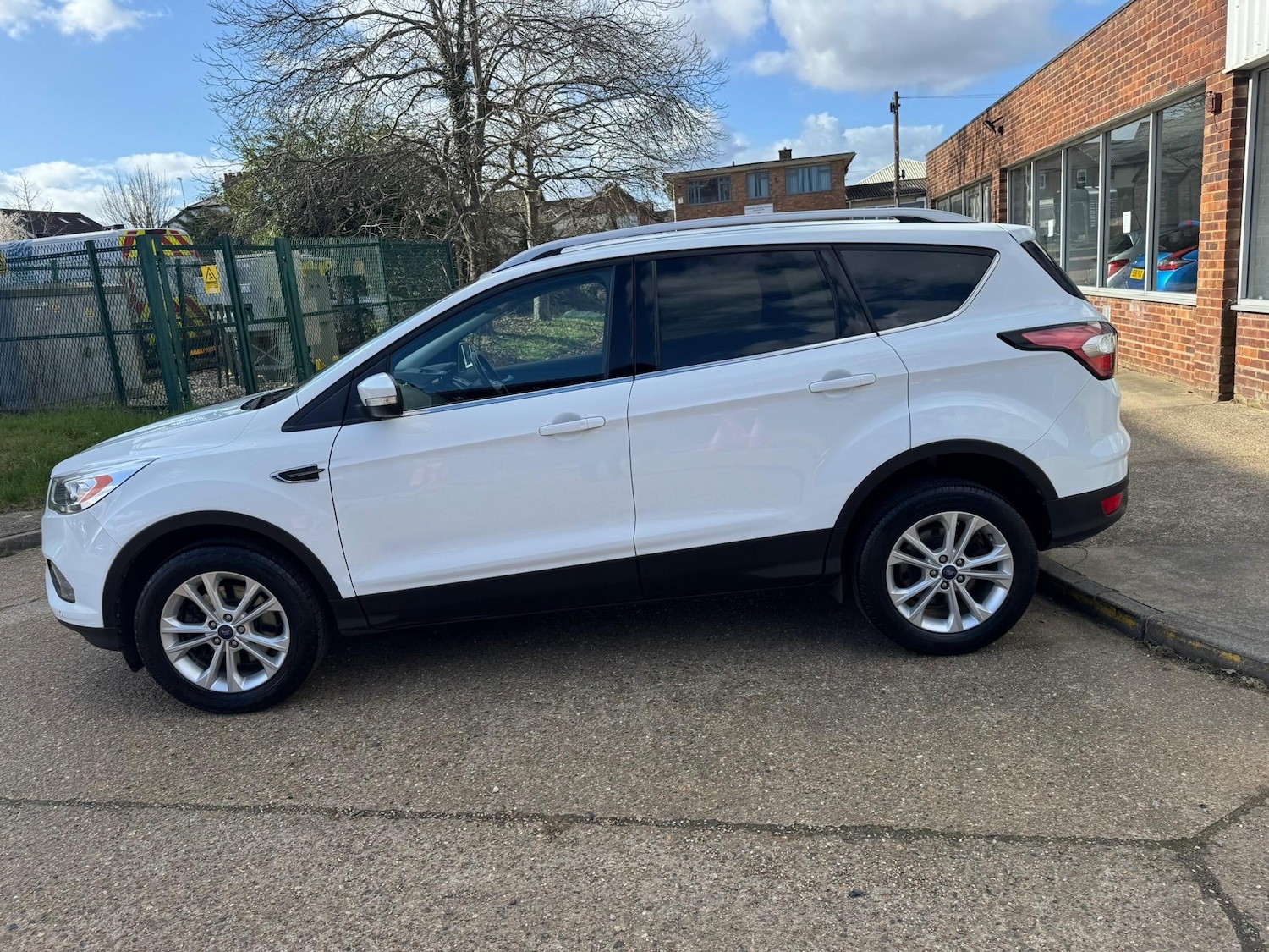 Used Ford Kuga 2017 for sale - 77834689: Photo 6