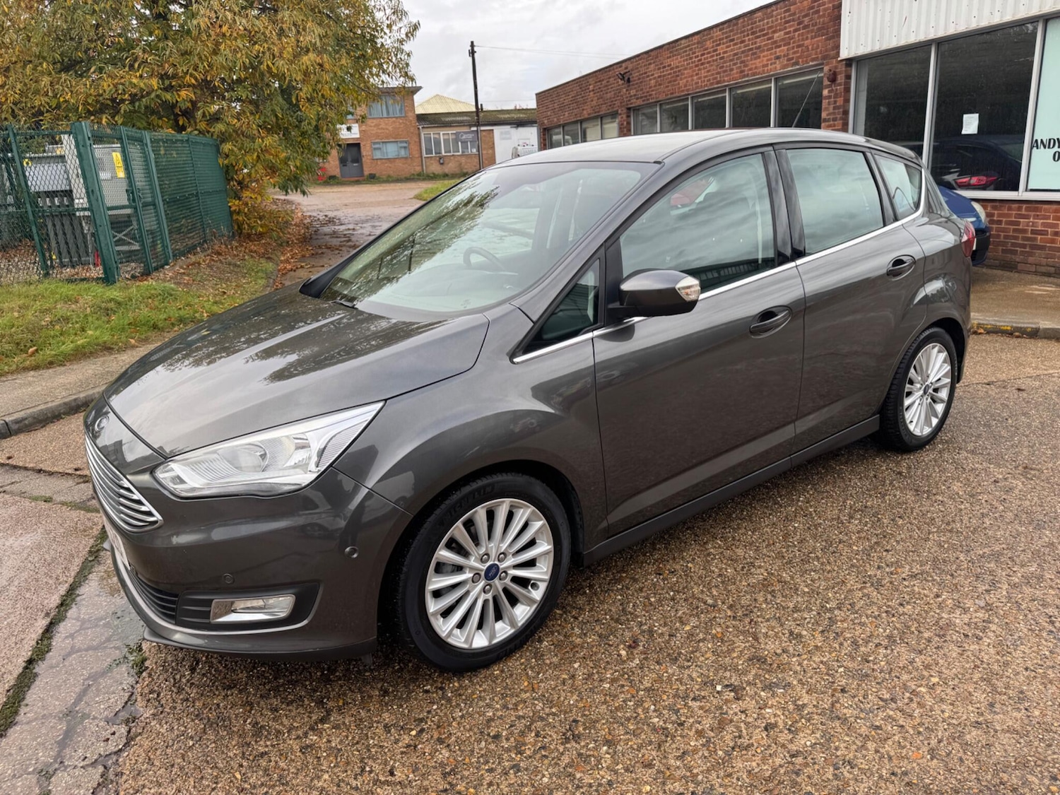 Used Ford C-Max 2016 for sale - 76432364: Photo 13