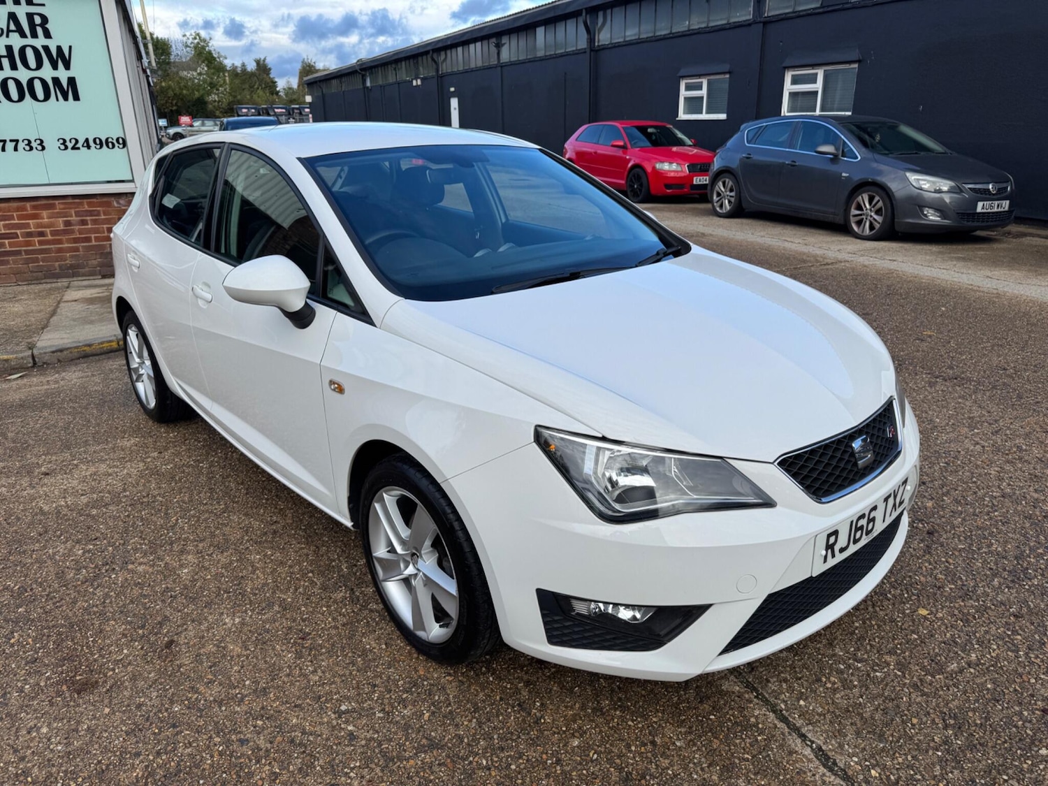 Used SEAT Ibiza 2016 for sale - 76360257: Photo 2
