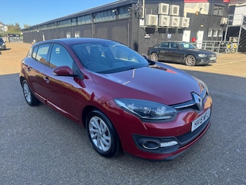 Used Renault Megane 2015 for sale - 78363529: Photo