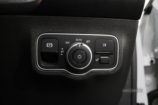 Used Mercedes-Benz GLB 2022 for sale - 76337937: Photo 27