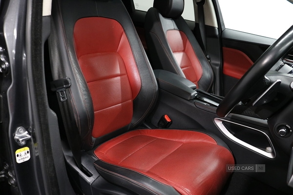 Used Jaguar F-Pace 2019 for sale - 76284987: Photo 14