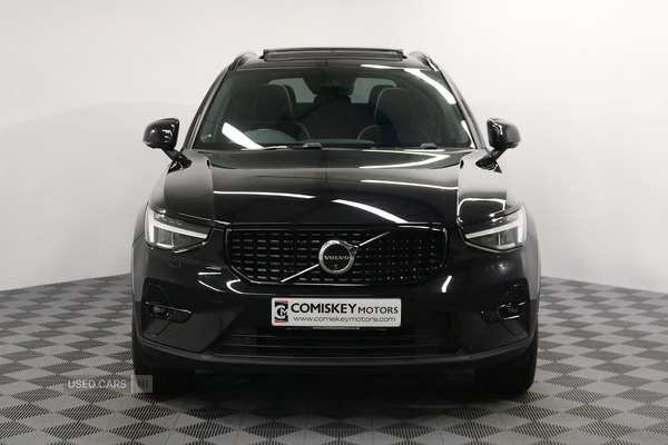 Used Volvo XC40 2023 for sale - 76840033: Photo 2