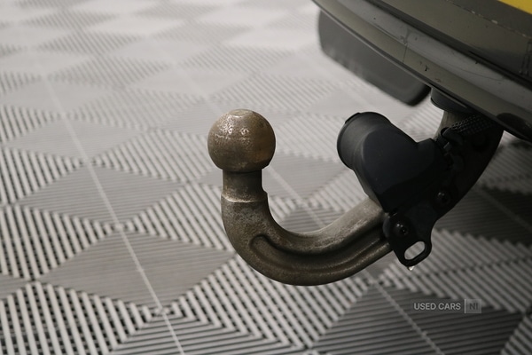 Used Land Rover Defender 2023 for sale - 76419627: Photo 15